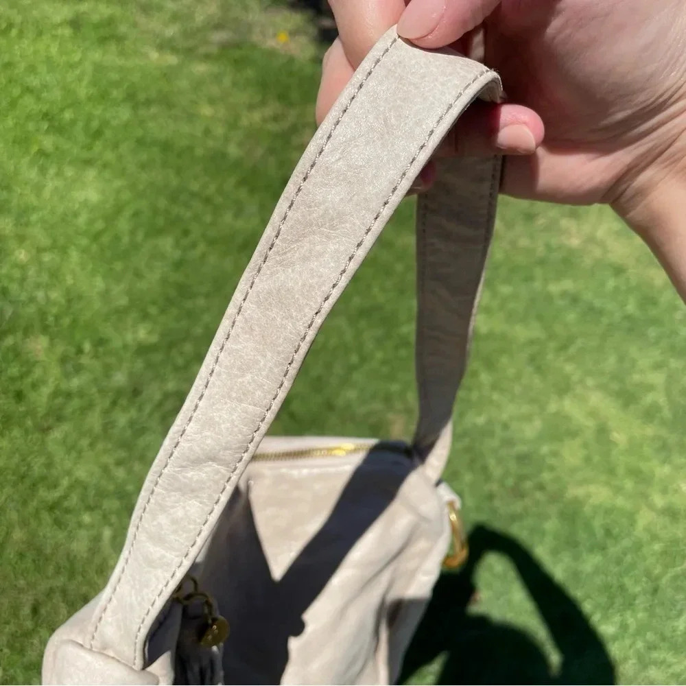 HOBO Hark Convertible Shoulder Bag inPebble - Picture 8 of 16